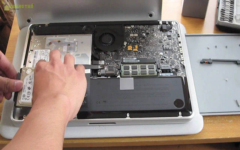 sửa macbook tại nhà quận 8