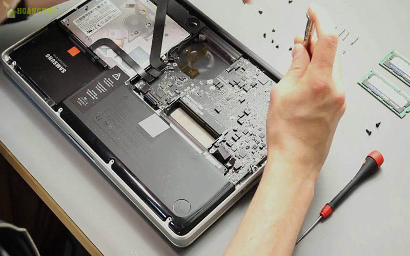 sửa macbook tại nhà quận 10